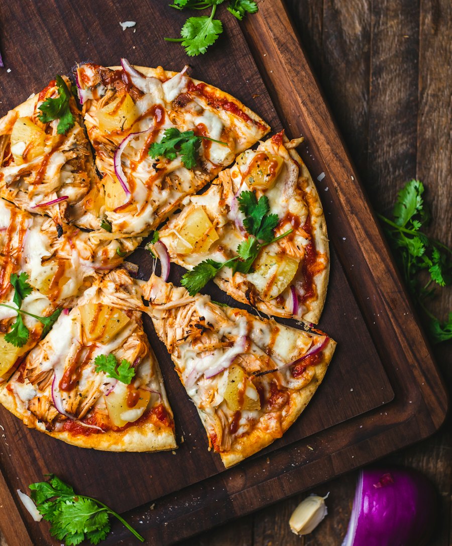 Pizza artesanal de forno a lenha — entrega no condomínio