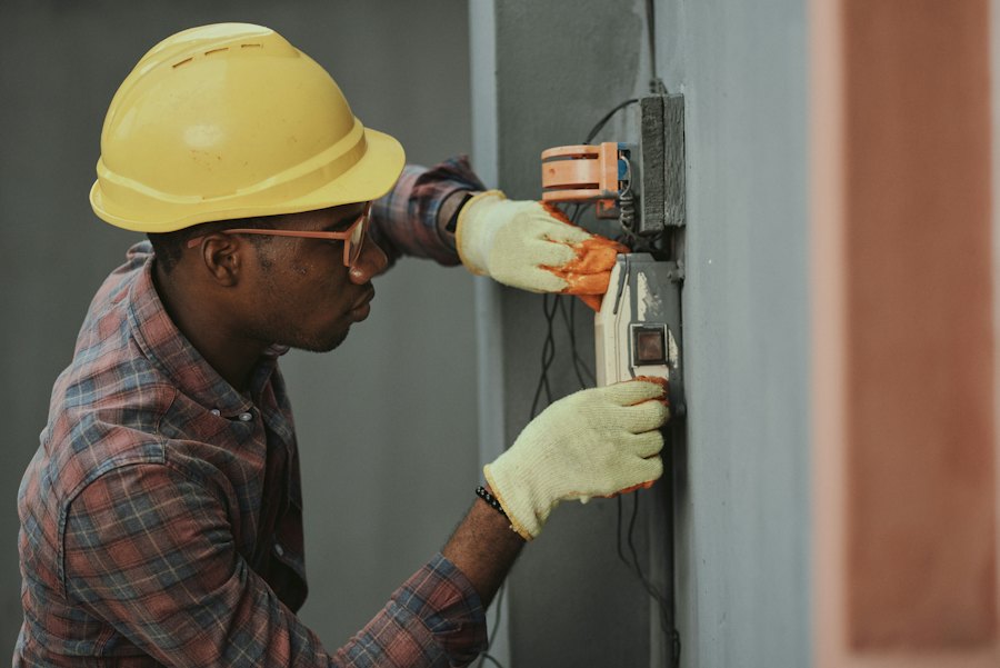 Eletricista residencial 24h — orçamento sem compromisso
